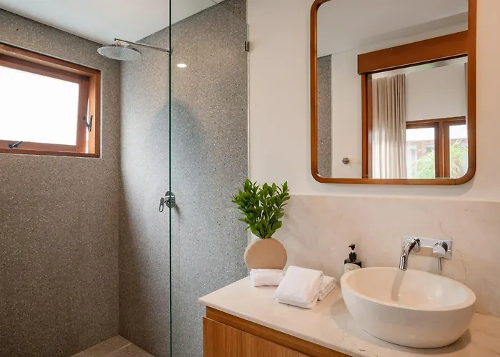 Treetop 4 - Enjoy Traditional, Modern 3 Bd In Bingin Uluwatu (Bali)
